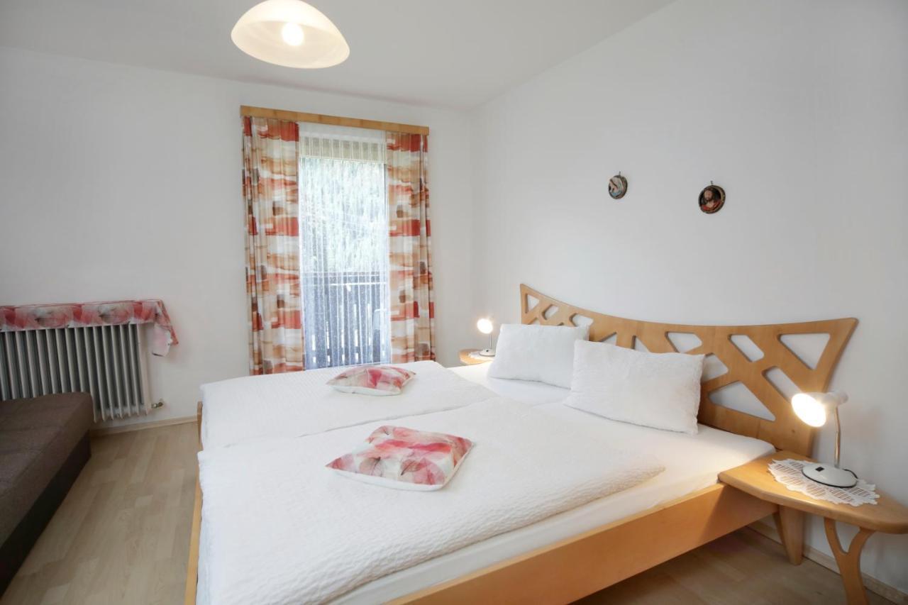 Gaestehaus Lienharterhof Obertilliach Esterno foto