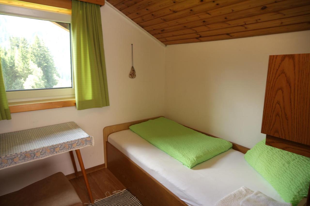 Gaestehaus Lienharterhof Obertilliach Esterno foto