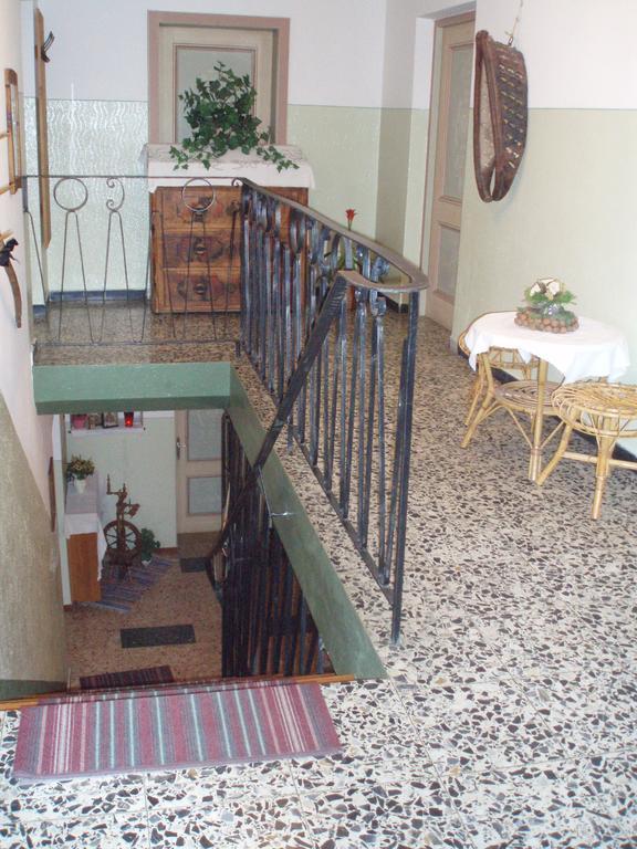 Gaestehaus Lienharterhof Obertilliach Esterno foto
