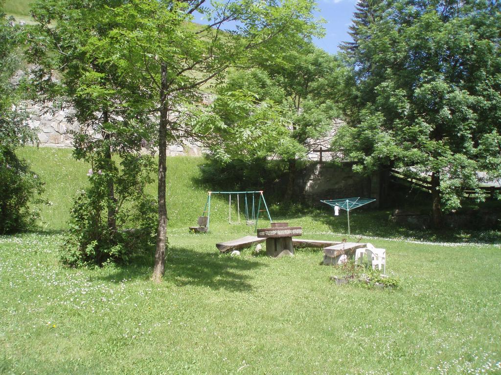 Gaestehaus Lienharterhof Obertilliach Esterno foto