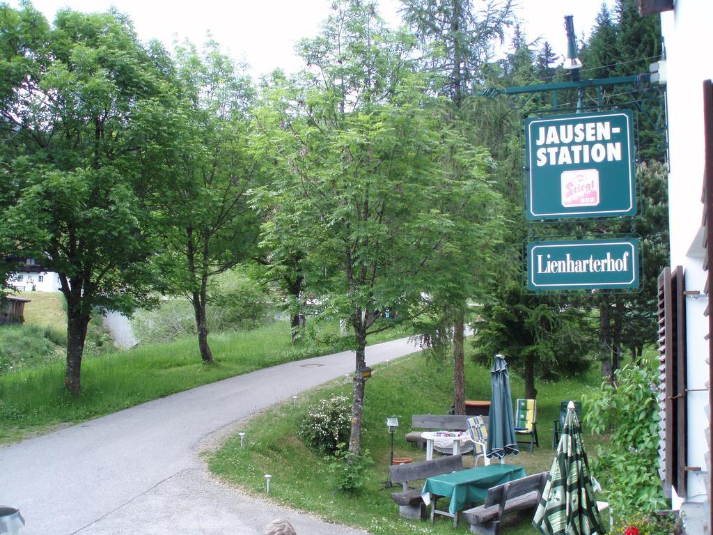 Gaestehaus Lienharterhof Obertilliach Esterno foto